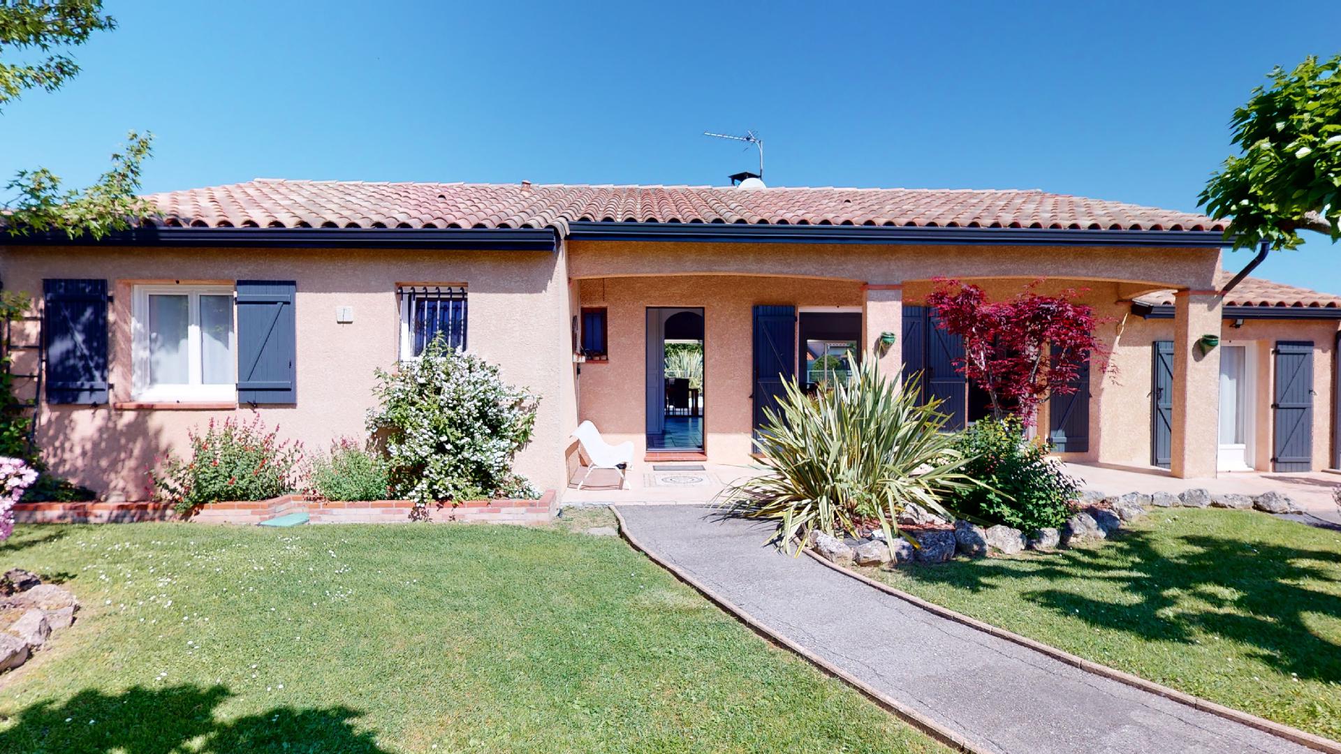 Le-Soleil-de-St-Loup-Cammas-31-urbanhouse360