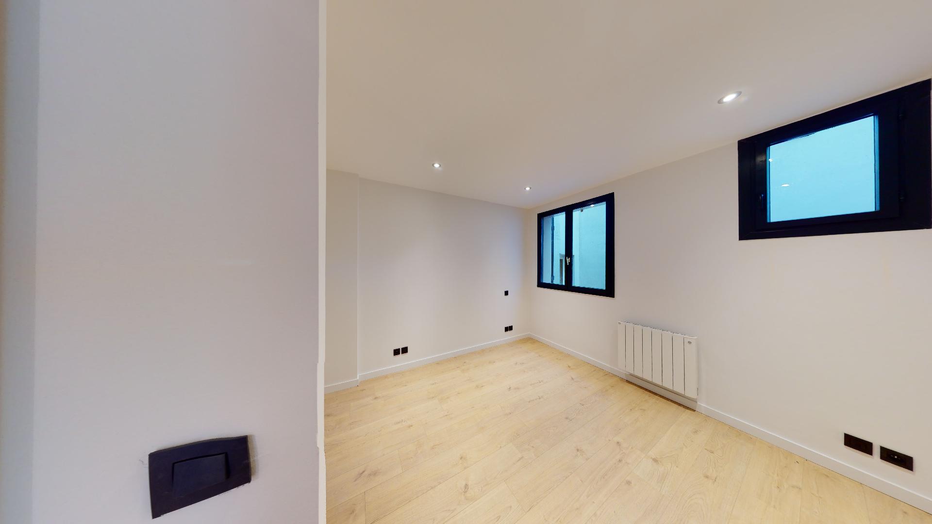 Charme-du-moderne-et-ancien-T3-a-Patte-dOie-Urbanhouse360