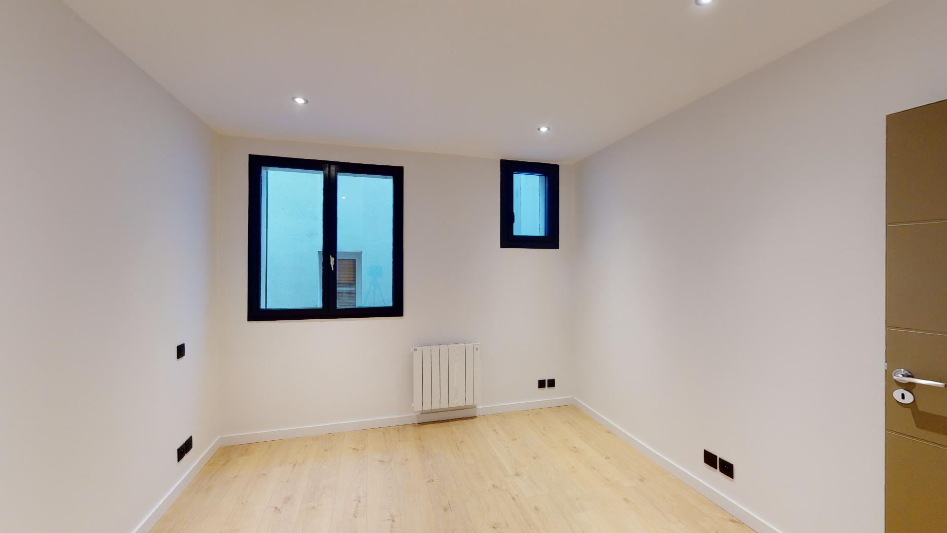 Charme-du-moderne-et-ancien-T3-a-Patte-dOie-Urbanhouse360