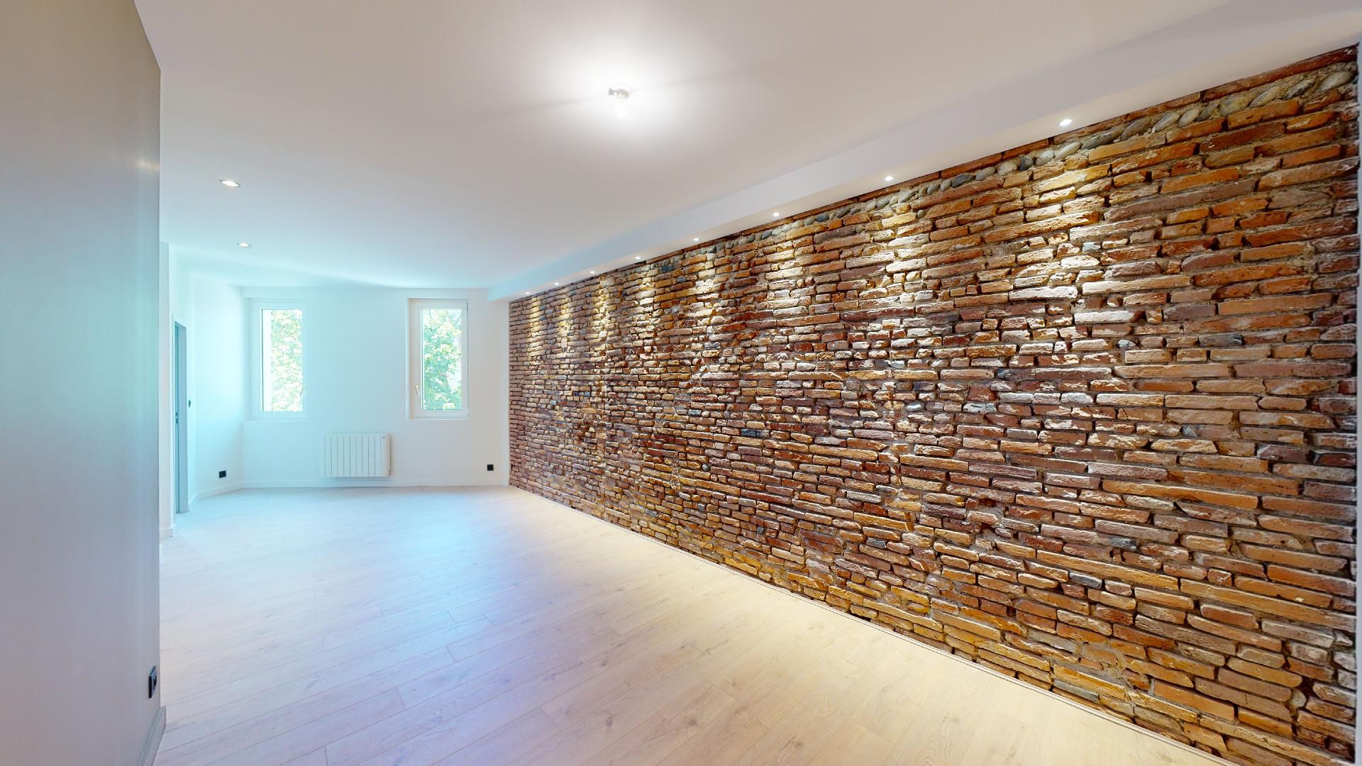 Charme-du-moderne-et-ancien-T3-a-Patte-dOie-Urbanhouse360