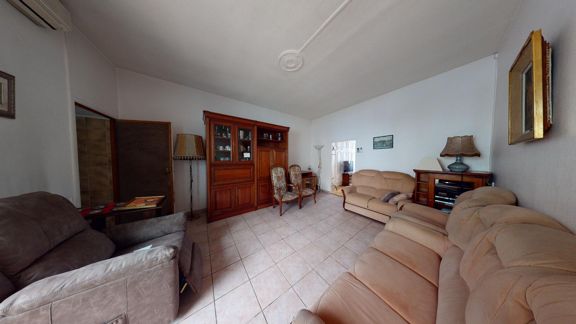 Toulousaine-Fiere-de-le-rester-urbanhouse360