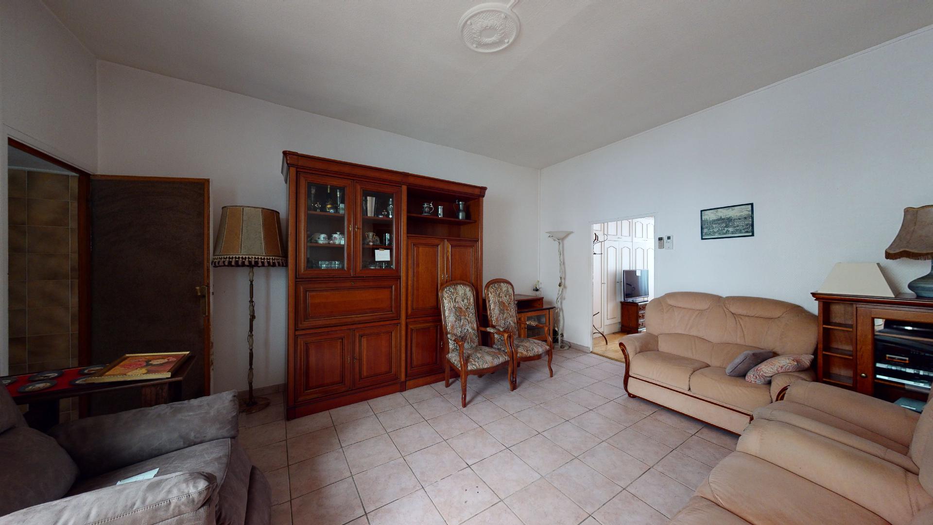 Toulousaine-Fiere-de-le-rester-urbanhouse360