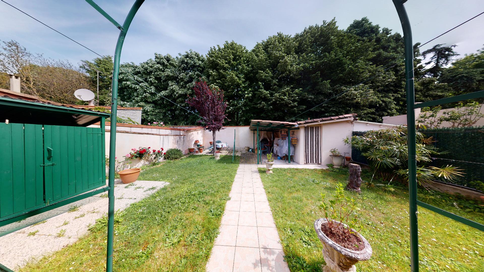 Toulousaine-Fiere-de-le-rester-urbanhouse360