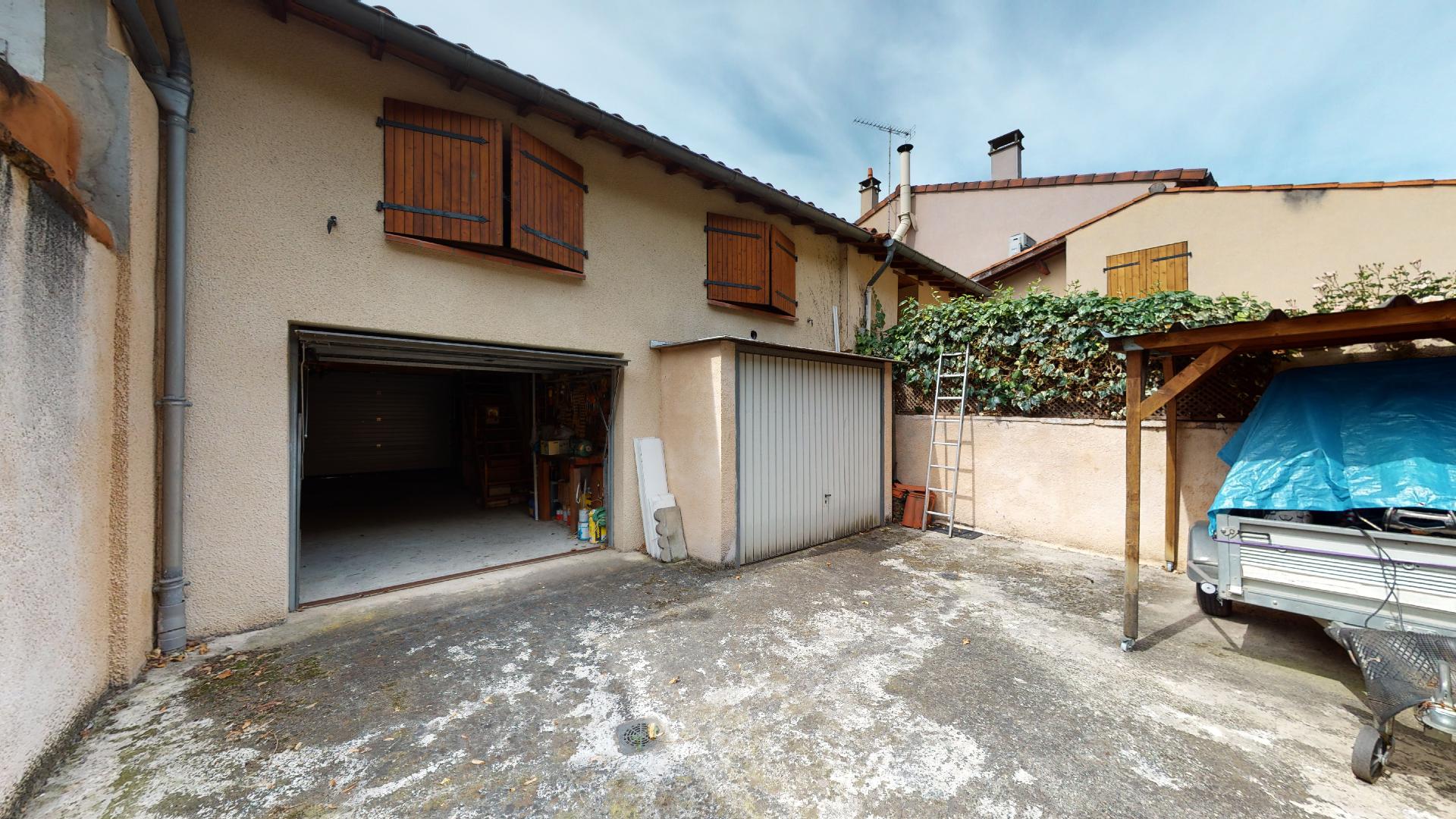 Toulousaine-Fiere-de-le-rester-urbanhouse360