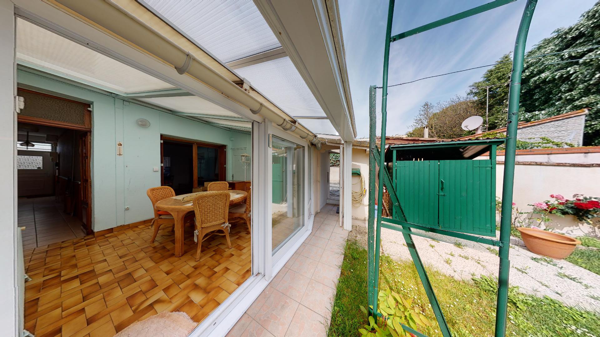 Toulousaine-Fiere-de-le-rester-urbanhouse360