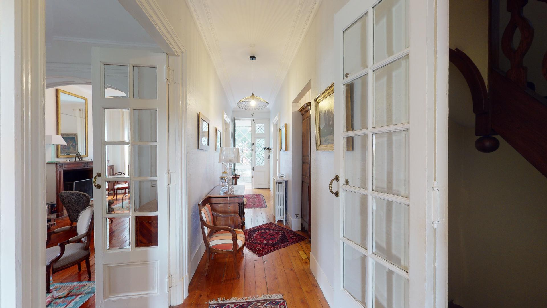 LA-COSTA-PAVADA-URBANHOUSE360