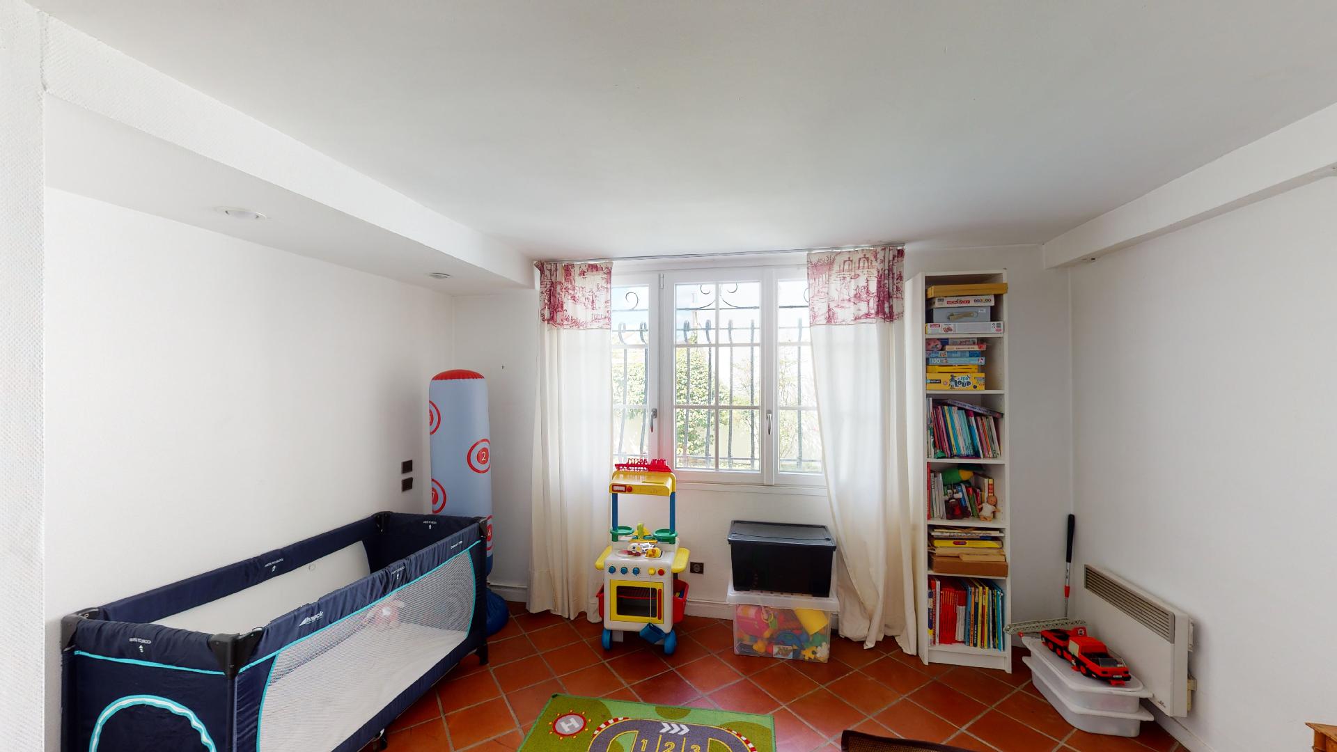 LA-COSTA-PAVADA-URBANHOUSE360