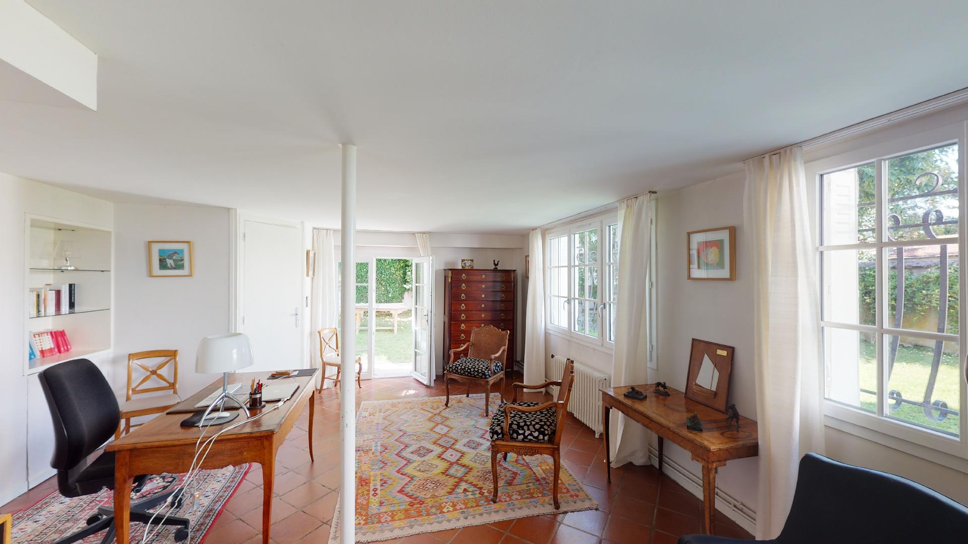 LA-COSTA-PAVADA-URBANHOUSE360