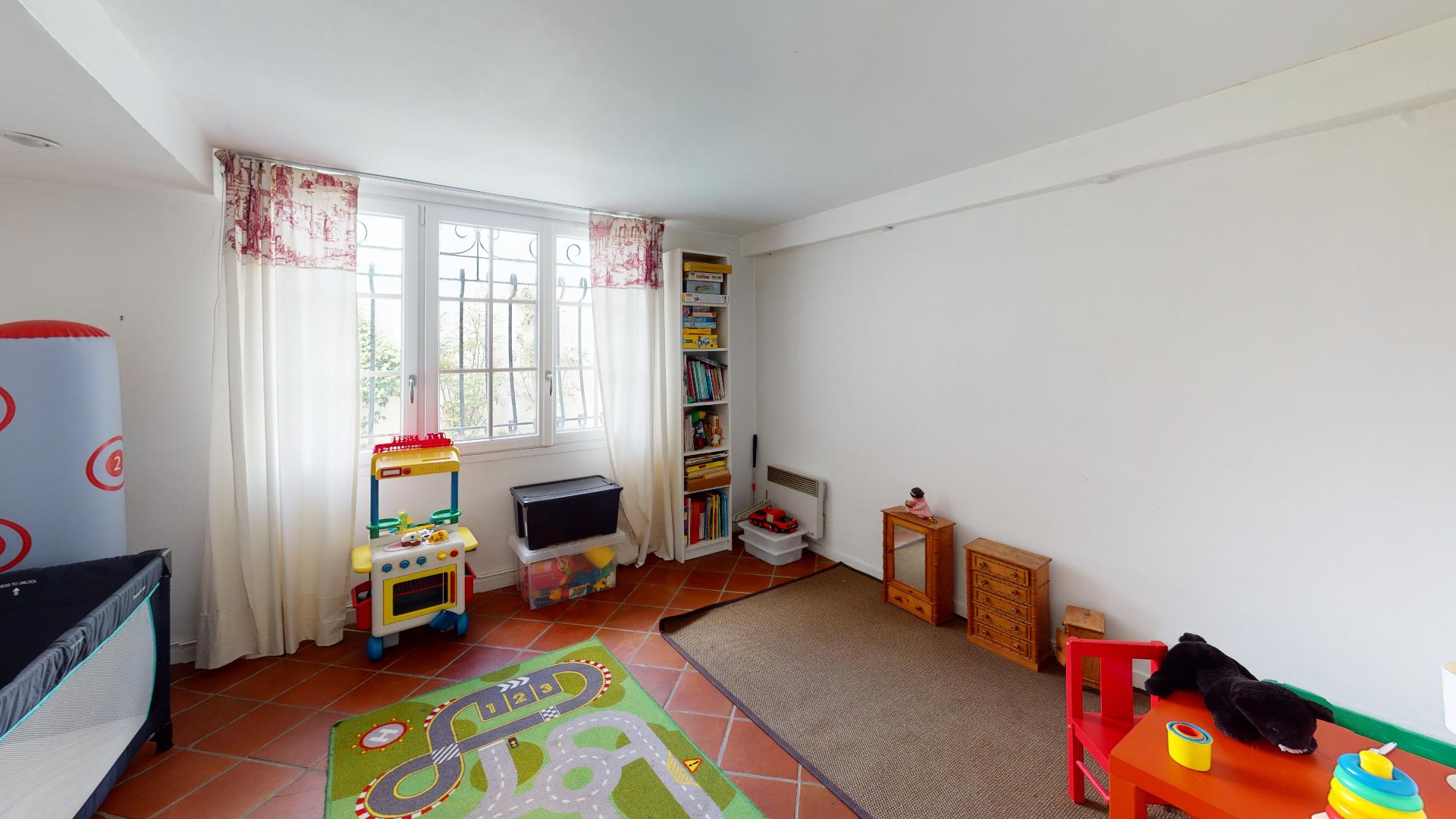 LA-COSTA-PAVADA-UrbanHouse360