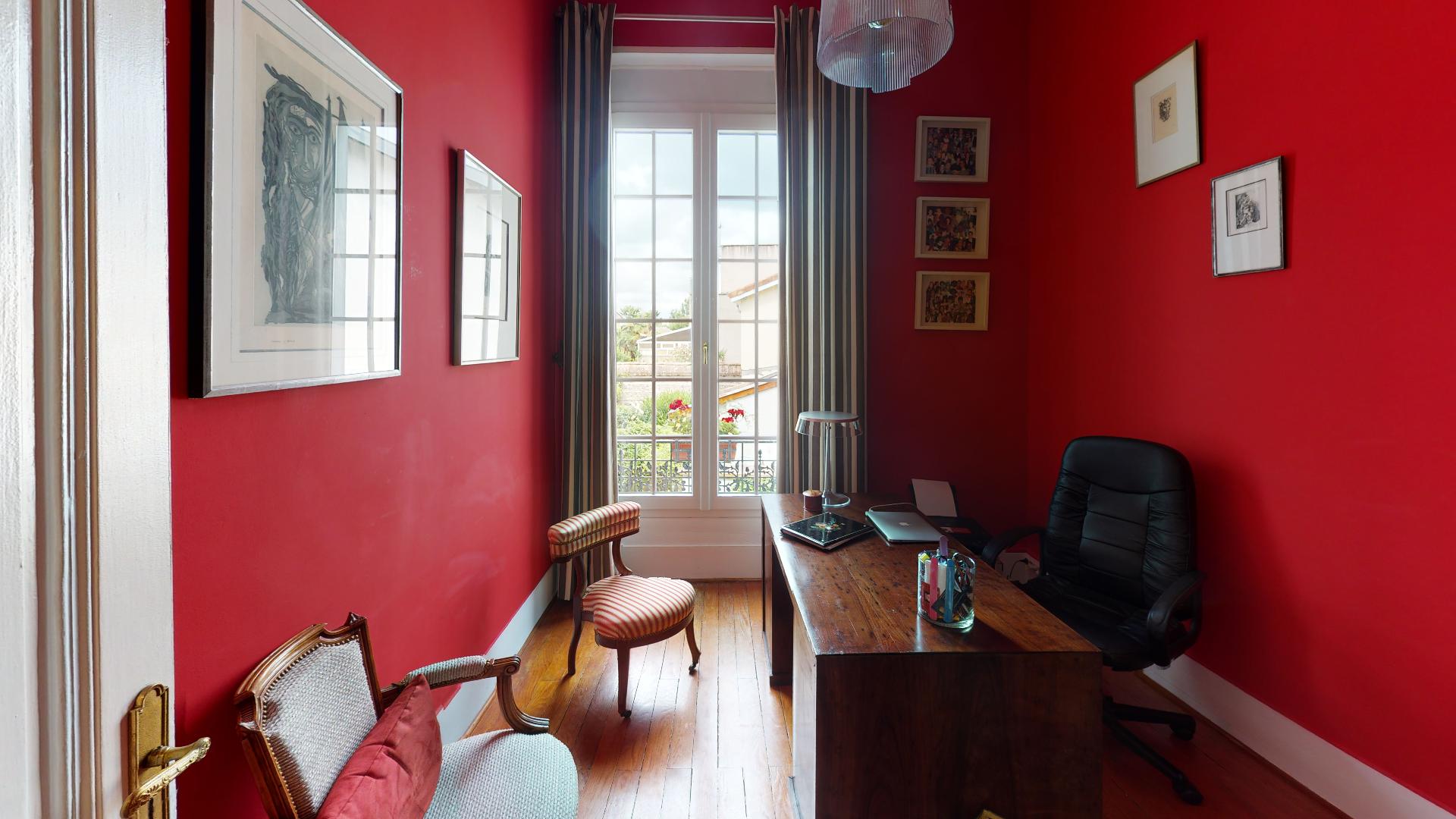 LA-COSTA-PAVADA-UrbanHouse360