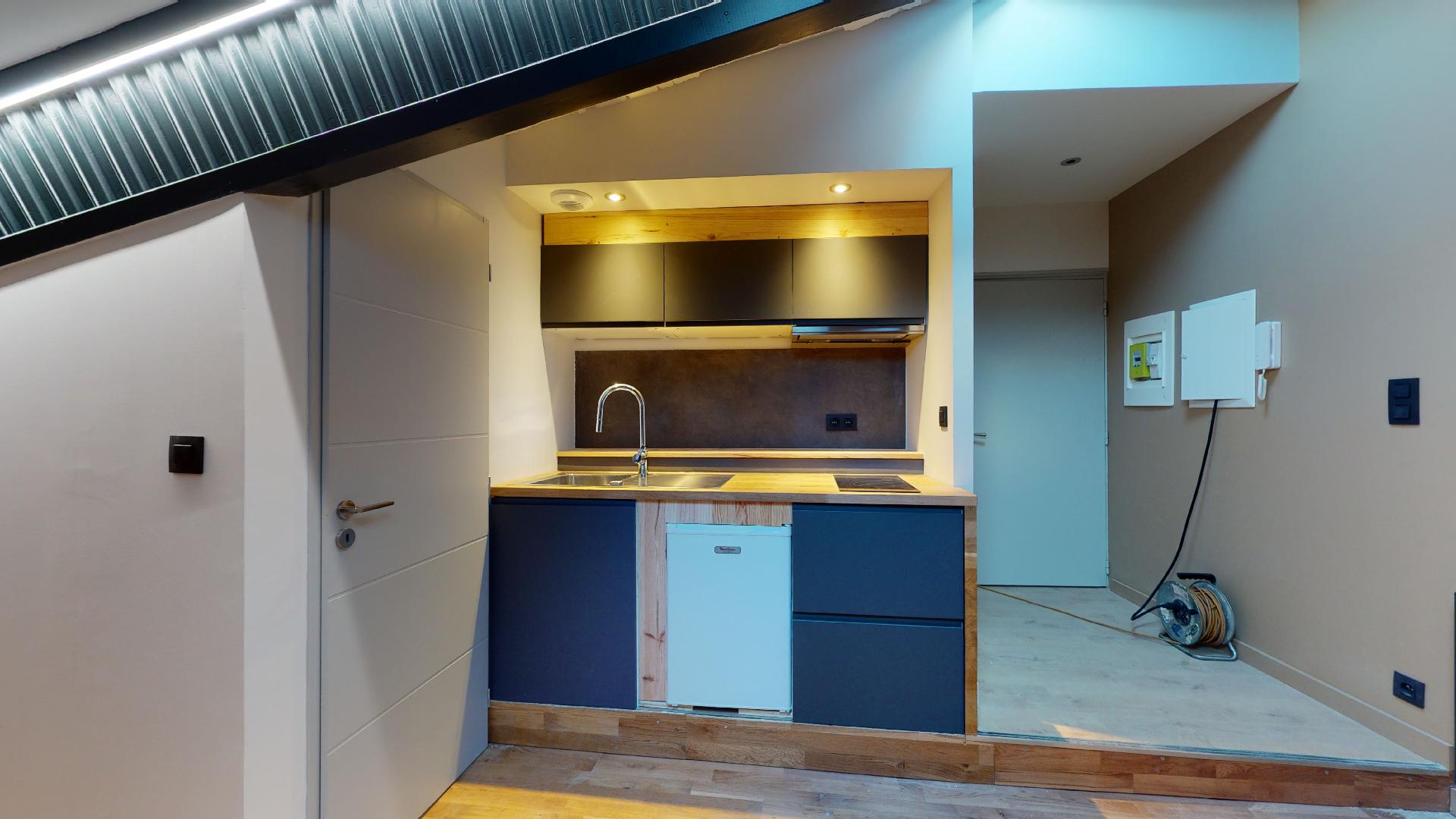 T1-PETIT-LOFT-INDUSTRIEL-Urbanhouse360