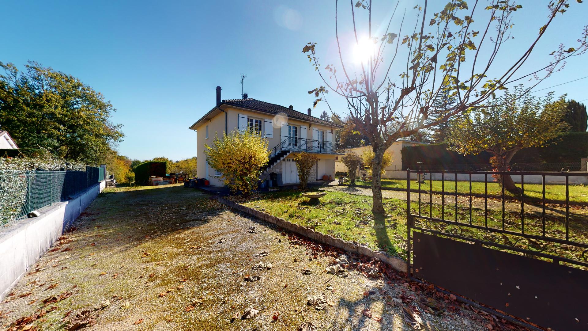 Les-3-Terres-En-Périgord-UrbanHouse360