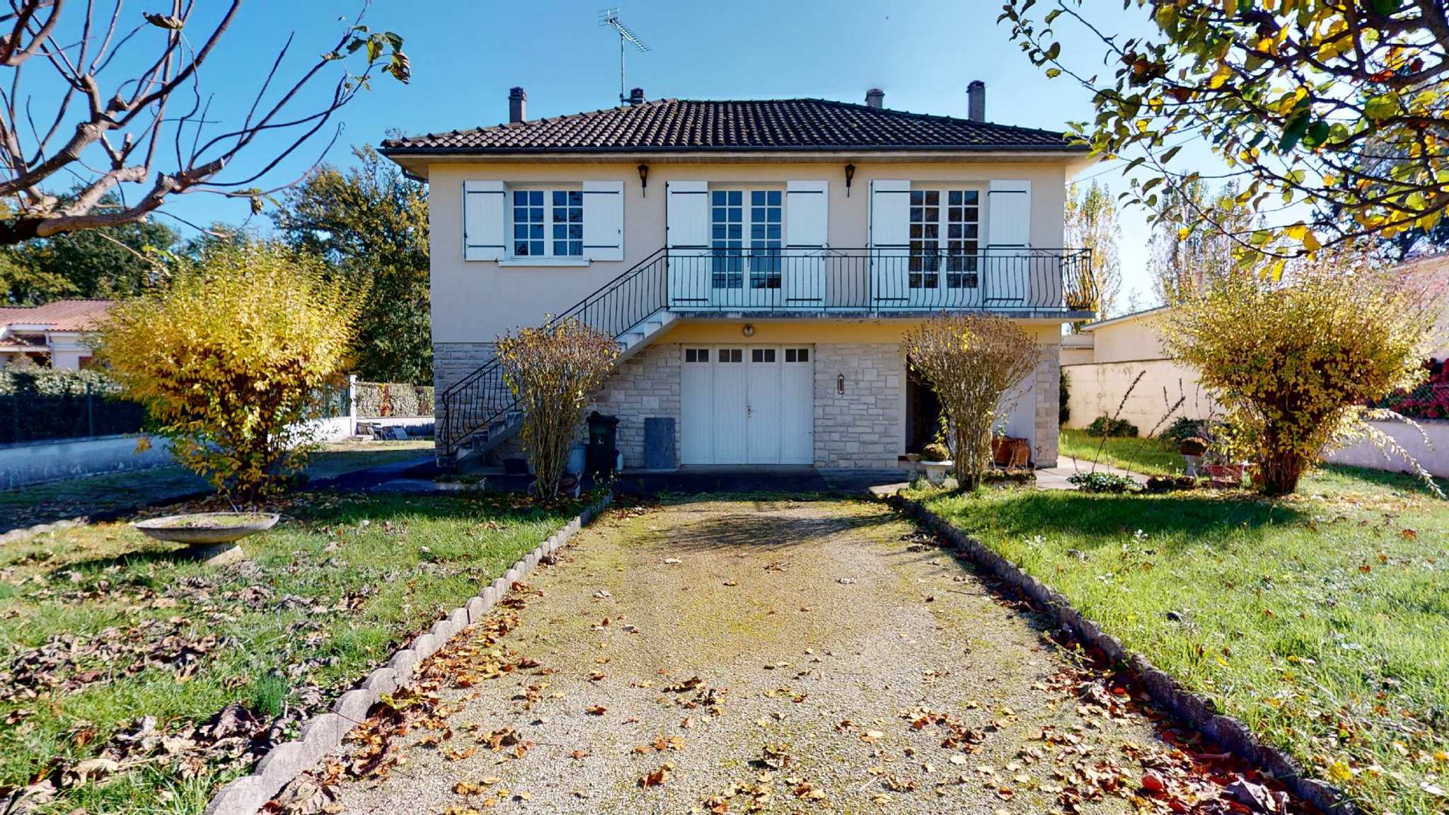 Les-3-Terres-En-Périgord-UrbanHouse360