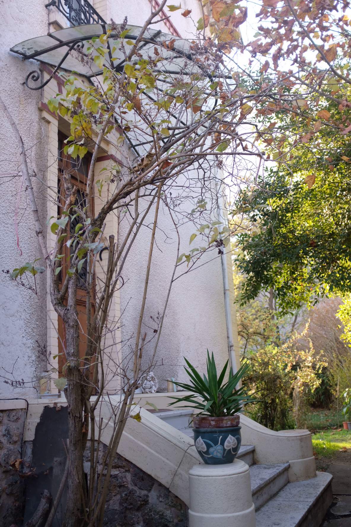 Urbanhouse360-La-Seine-Auberge-Rueilloise