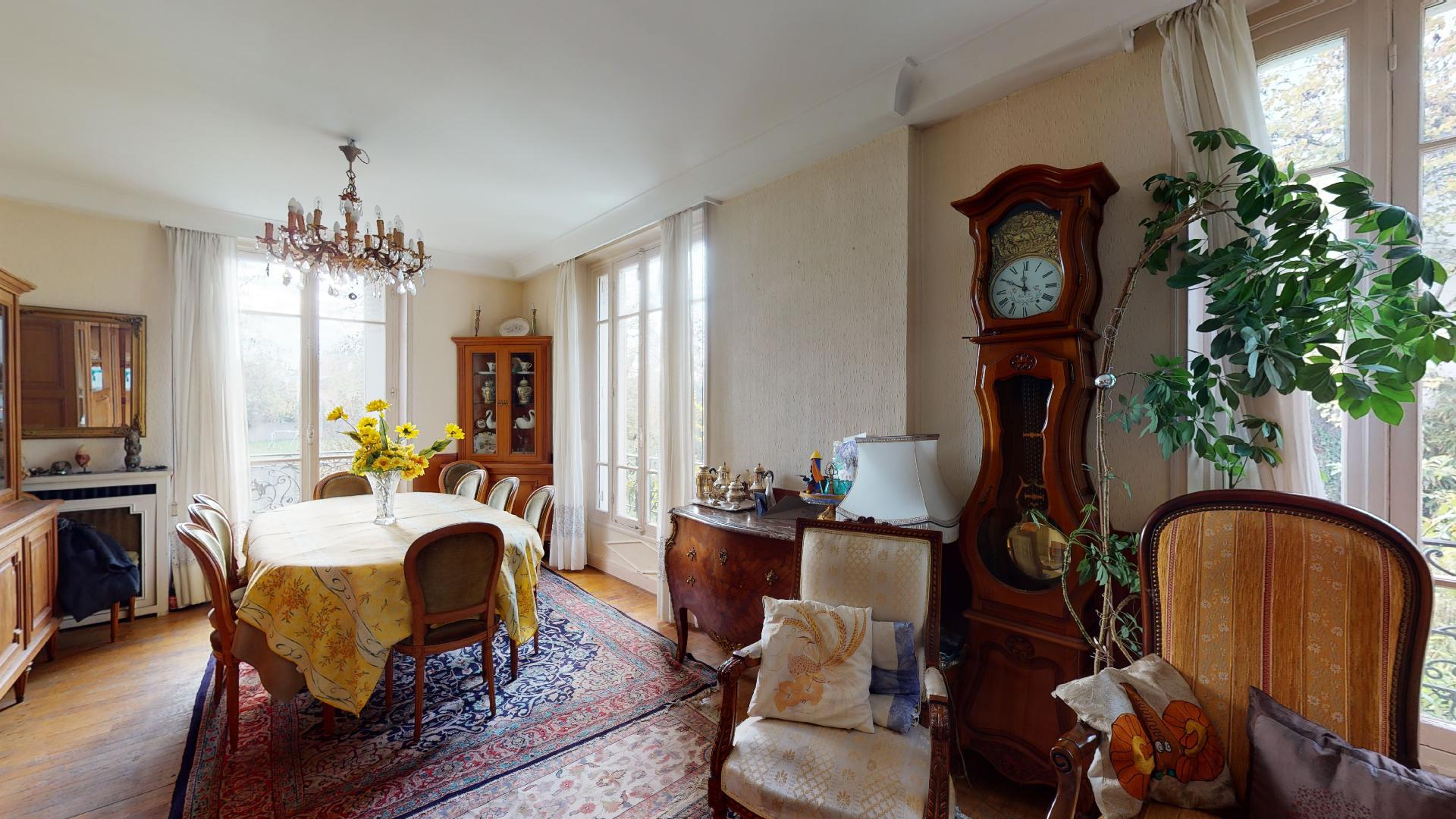 Urbanhouse360-Rueil-Oh-Berges-de-Seine