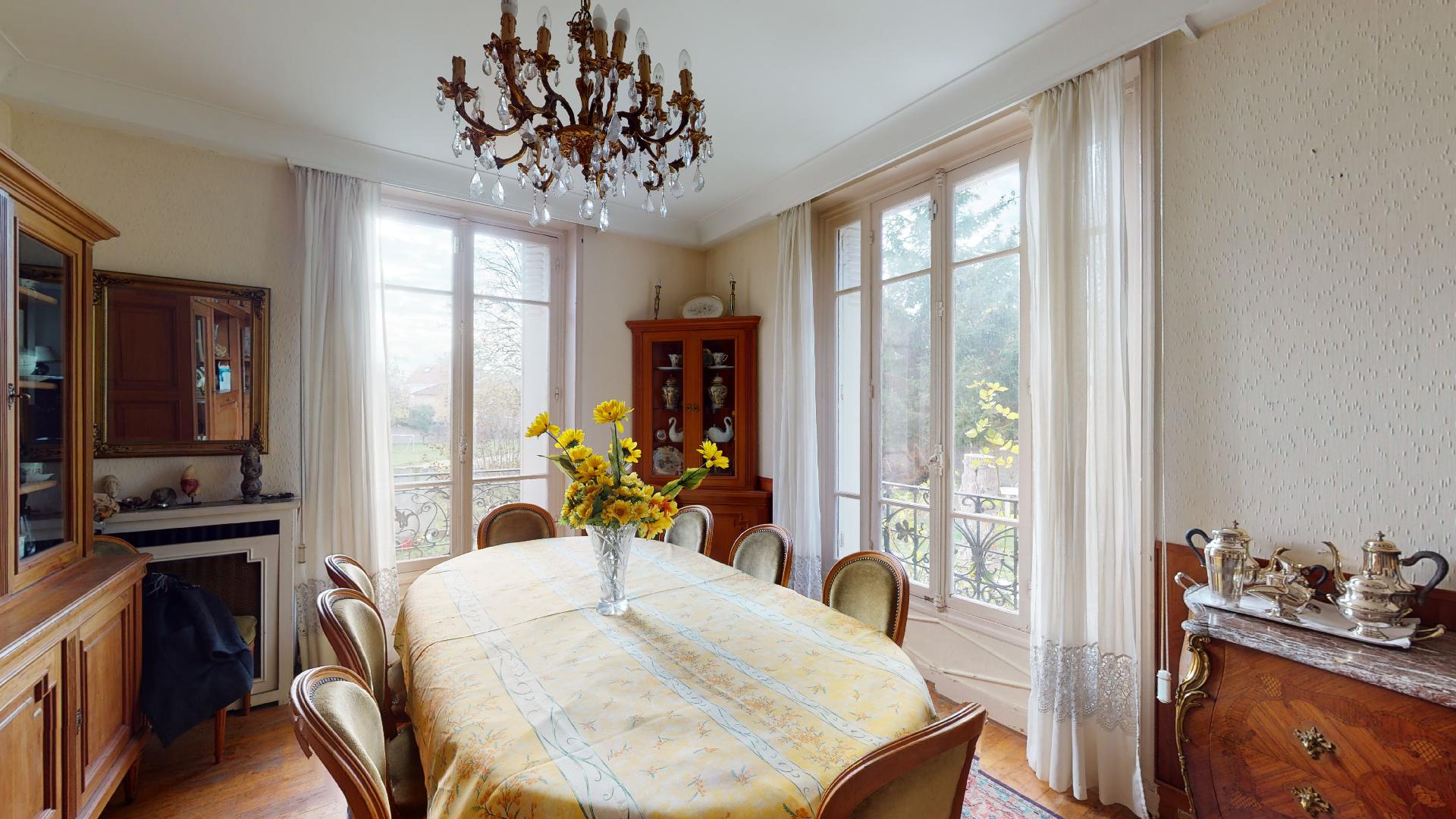 Urbanhouse360-Rueil-Oh-Berges-de-Seine