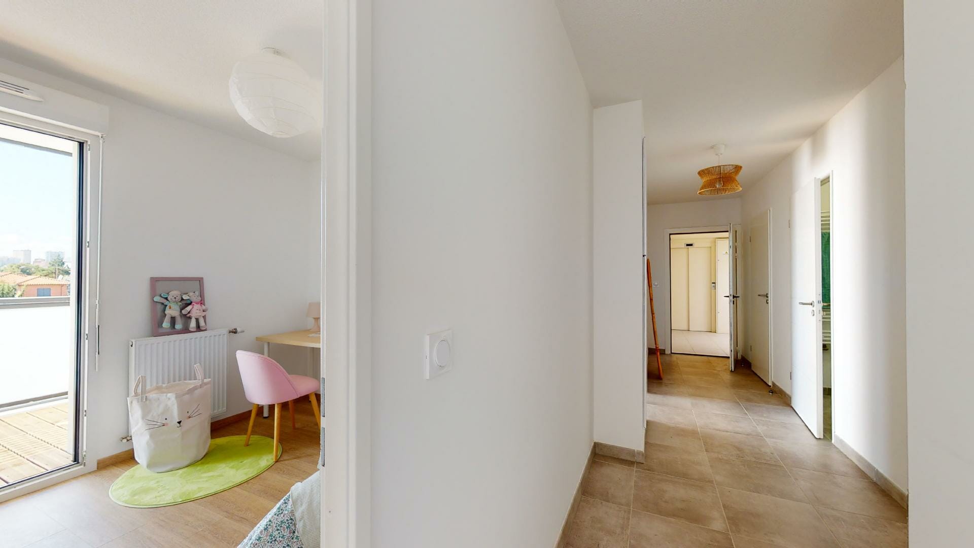 T4-rooftop-de-80m2-Roseraie-Argoulets-Urbanhouse360