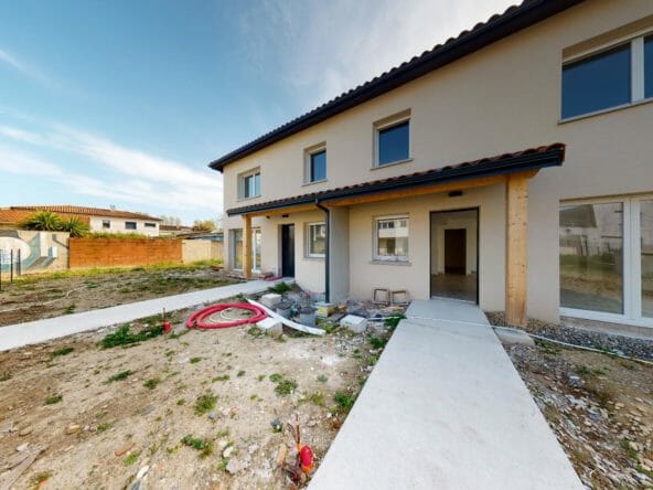Villa neuve rue résidentielle du 31200