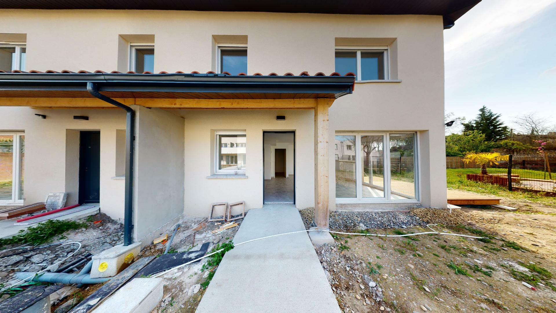 Villa neuve rue résidentielle du 31200