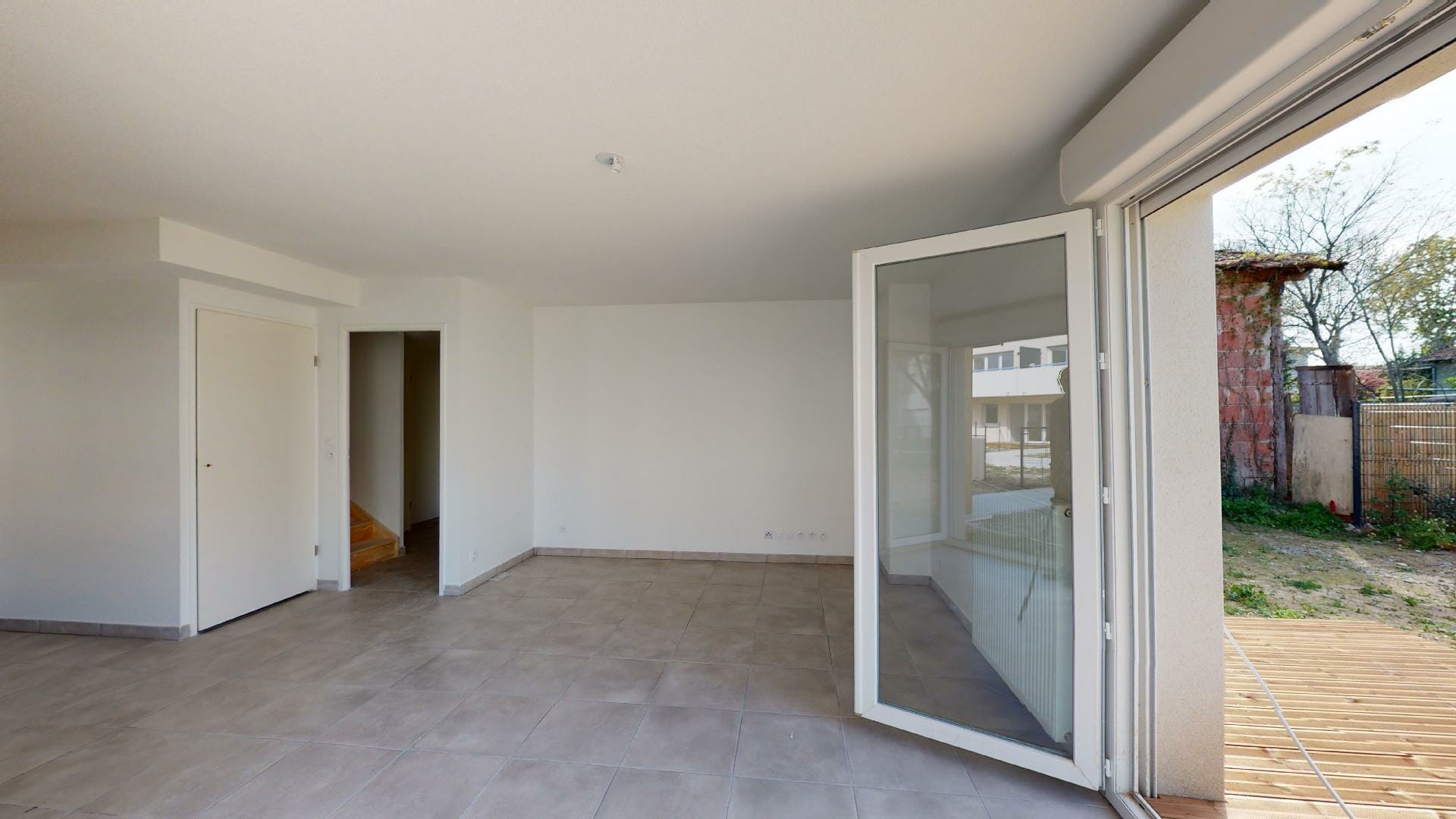 Villa neuve rue résidentielle du 31200