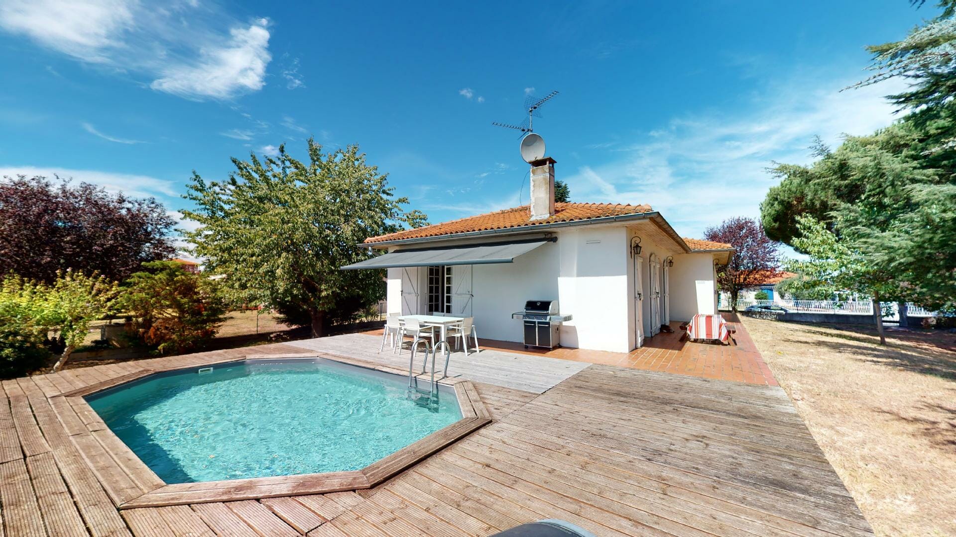 Le-Mas-d-Aussonne-Urbanhouse360