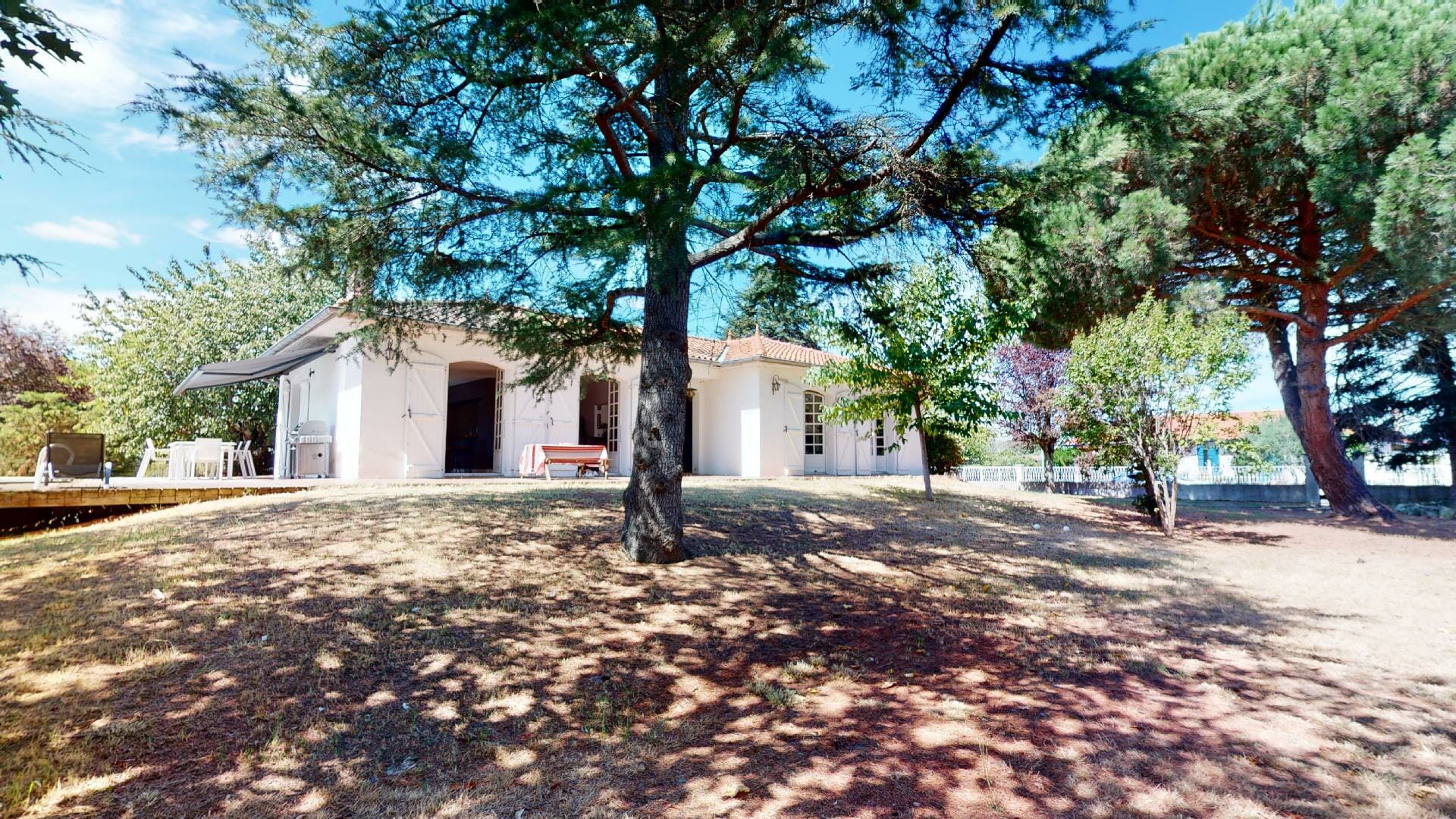 Le-Mas-d-Aussonne-Urbanhouse360