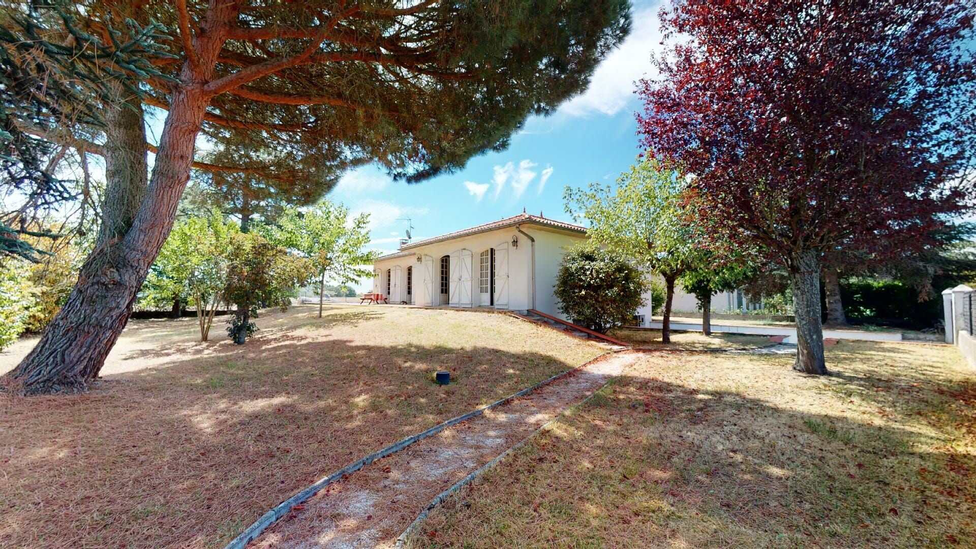 Le-Mas-d-Aussonne-Urbanhouse360