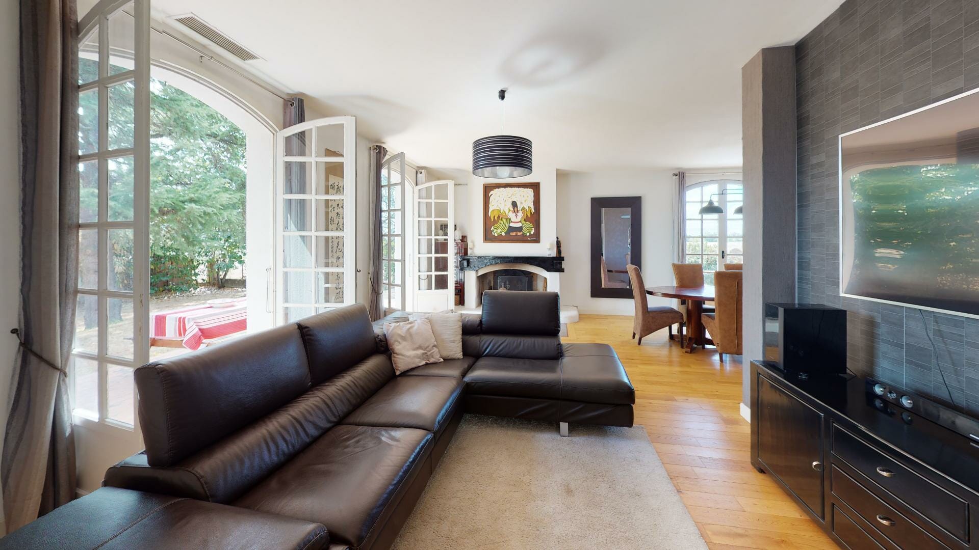 Le-Mas-d-Aussonne-Urbanhouse360