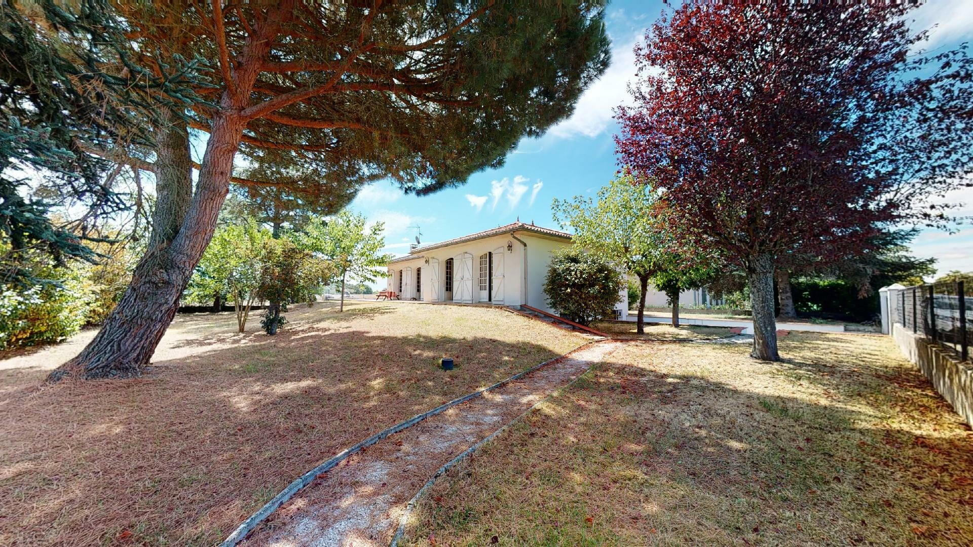 Le-Mas-d-Aussonne-Urbanhouse360