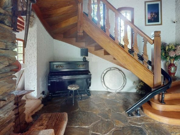 Le-Manoir-de-Plantaurel-Entree