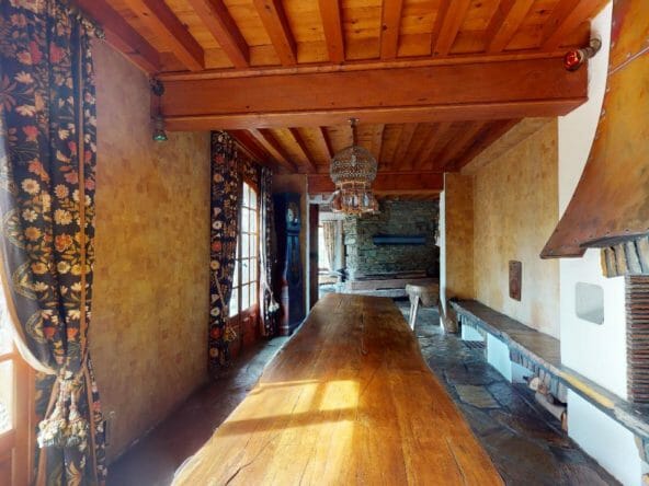 Le-Manoir-de-Plantaurel-salle-a-manger(1)