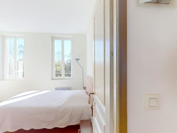 Elegance-LumiereGaronne-entreesuite