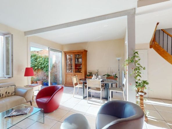 Elegance-LumiereGaronne-sejourangle