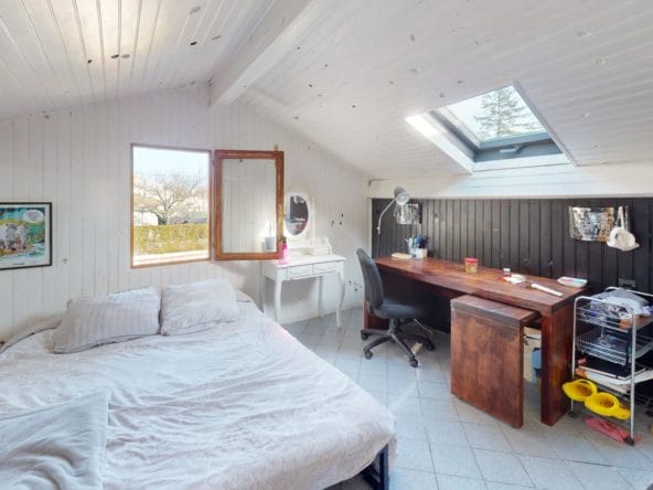 Maison-piscine-Castelginest-Bedroom 1