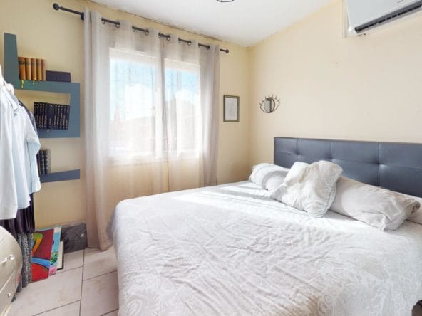 Maison-piscine-Castelginest-Bedroom 4