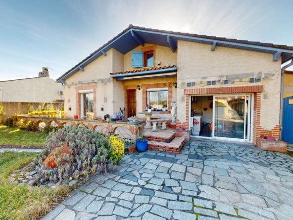 Maison-piscine-Castelginest-jardin-548