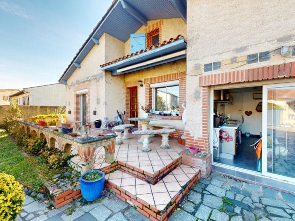 Maison-piscine-Castelginest-jardin-624