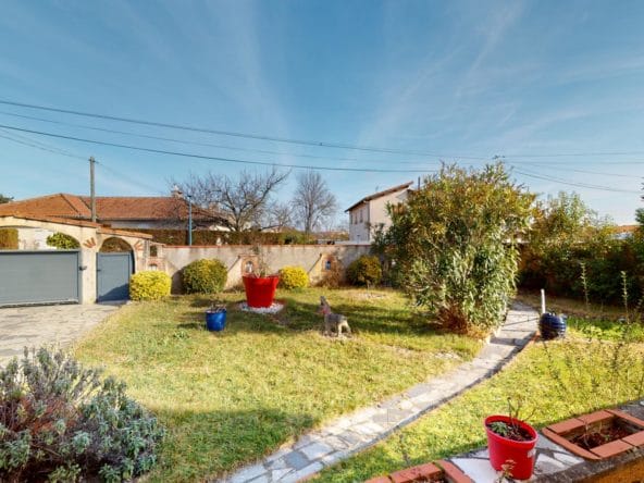 Maison-piscine-Castelginest-jardin-941