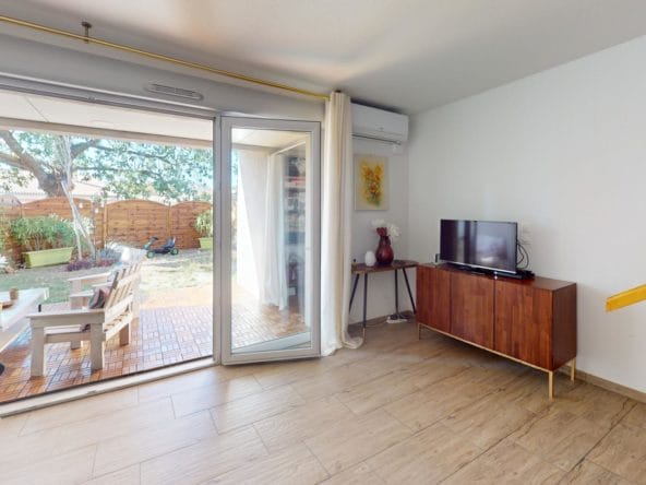 Villa-T4-neuve-Jardin-intime-Living-Room 2