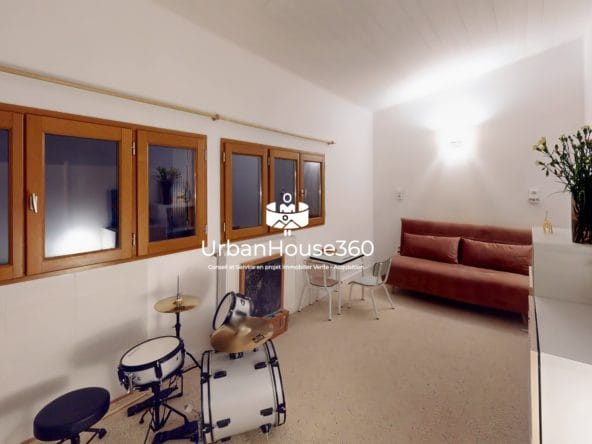 Des-Minimes-a-Flaubert-Living-Room 3