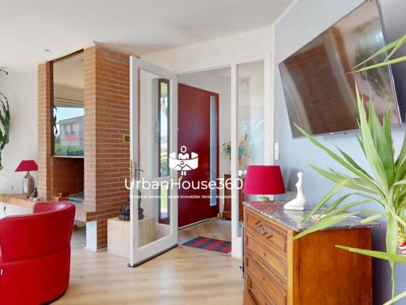 Lumineuse-Villa-Entree-0012