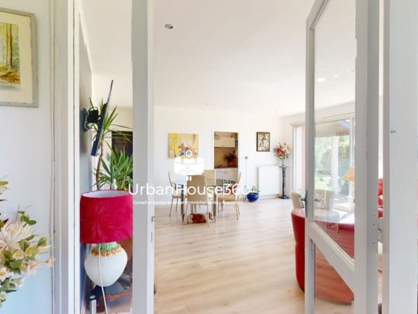 Lumineuse-Villa-Entree-5201