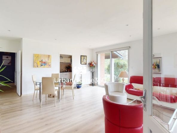 Lumineuse-Villa-Entree-5243