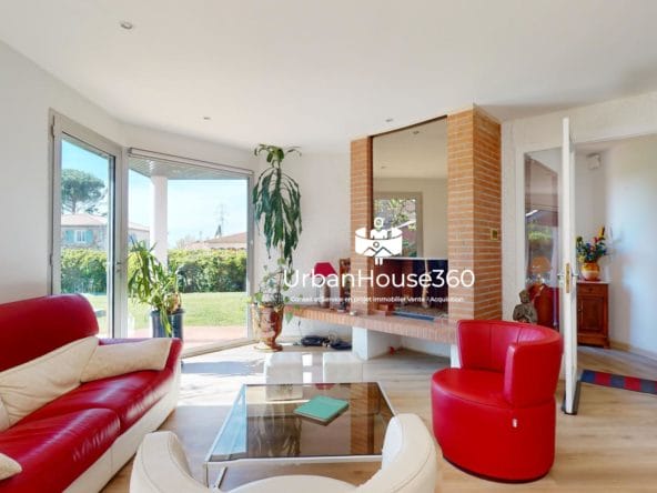 Lumineuse-Villa-chemface