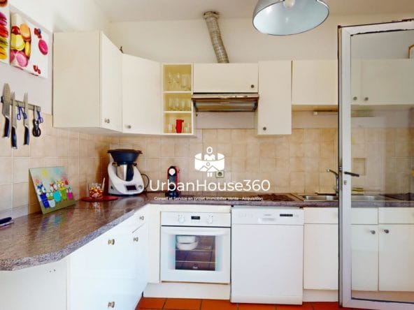 Lumineuse-Villa-cuisine9