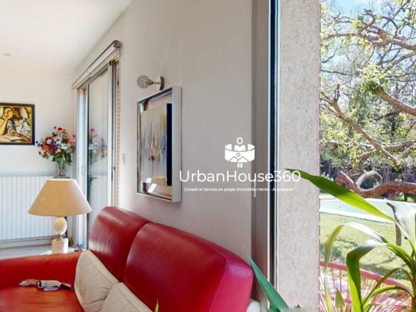 Lumineuse-Villa-porteout