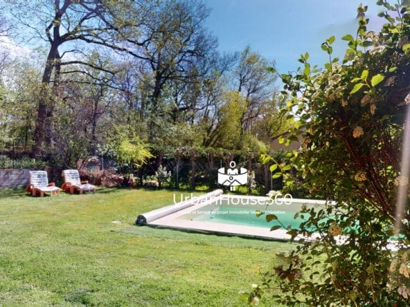 Lumineuse-Villa-terrassebois